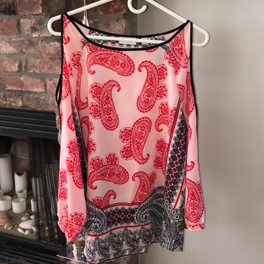 Cold shoulder shirt